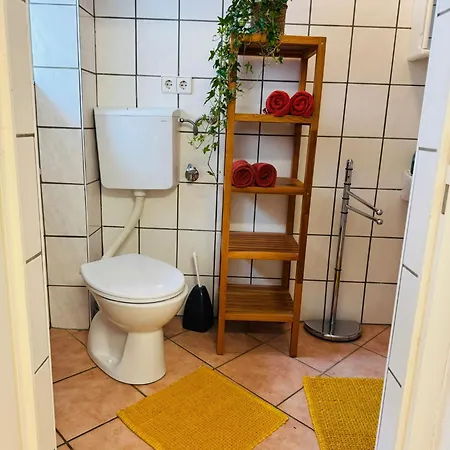 Forest Nest Huchenfeld Og Apartment *